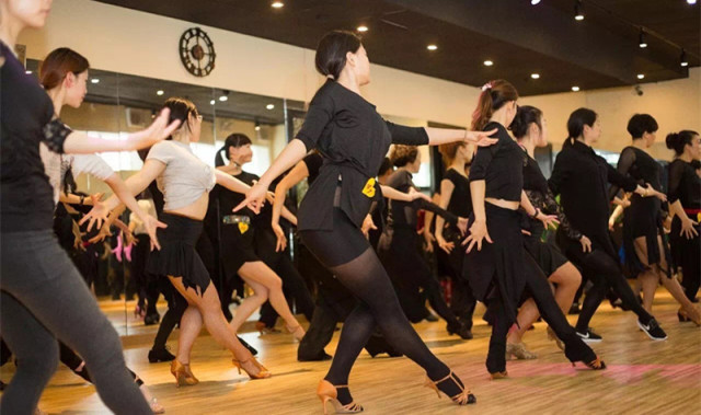 ����������赸���أ�����