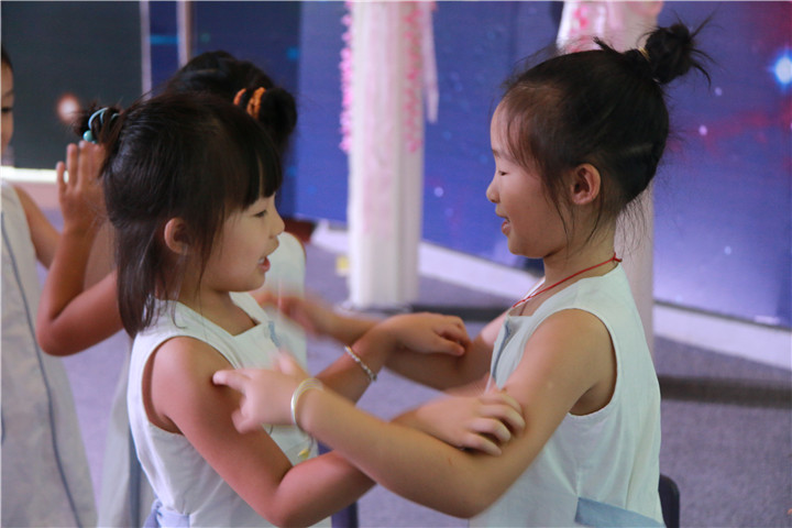 ���������������˶���֯��̽��֮·