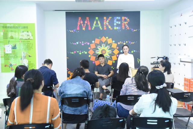 ʲô�Ǵ�ý��