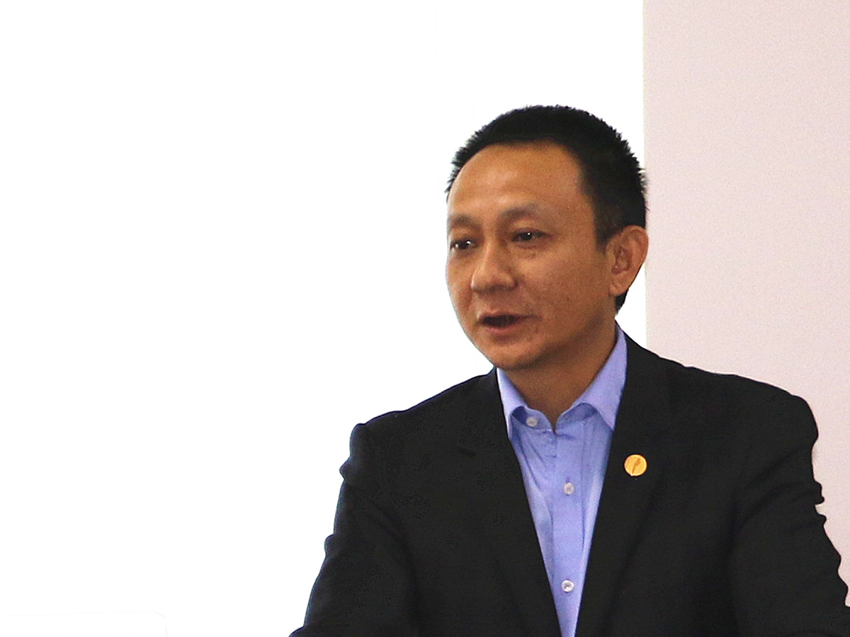 ���Ϲ�ѧ����Ӣ����