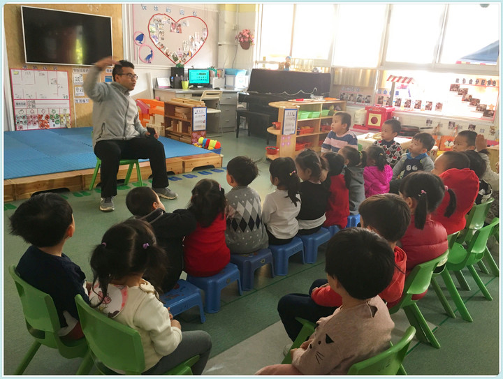 ���ְֽ����� ���������ڶ��׶�԰�Ķ���ϵ���˶�����