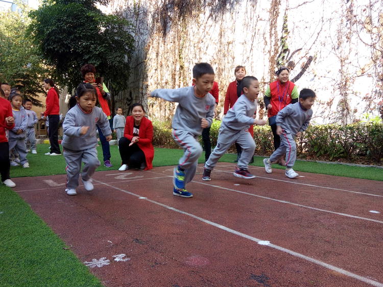 ��������˶��� | չ����������Խ����