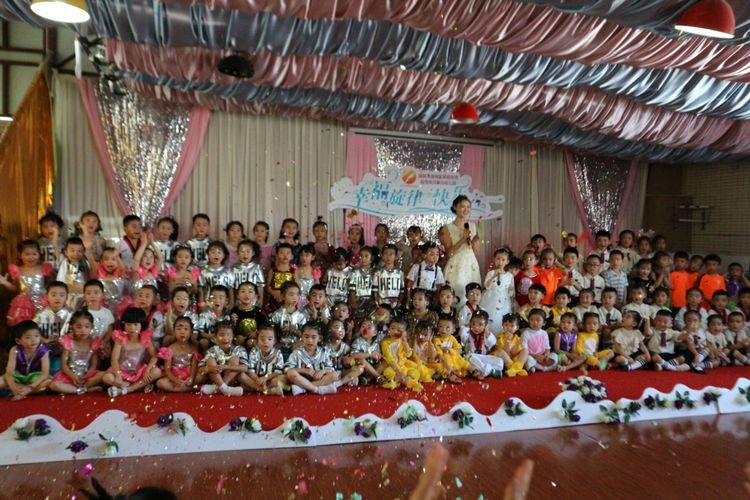 ���Ҹ�������������һ������һ���ջ��ݹۺ��