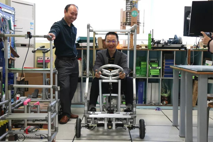 ���ͽ����Ϳν�У������ʦ�������ߡ������������˶�ѧ�ƴ����������Ҵ��ͽ����о��˶�����У����