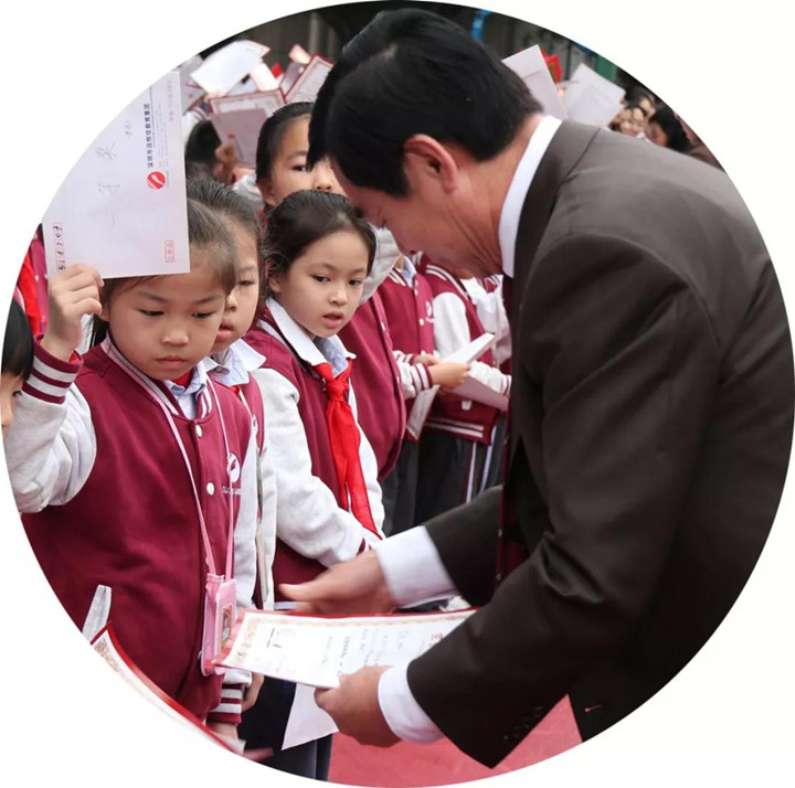 ֻ�ж������Ż�ӵ��Խ����������������������ѧ��ʽУ���´��������