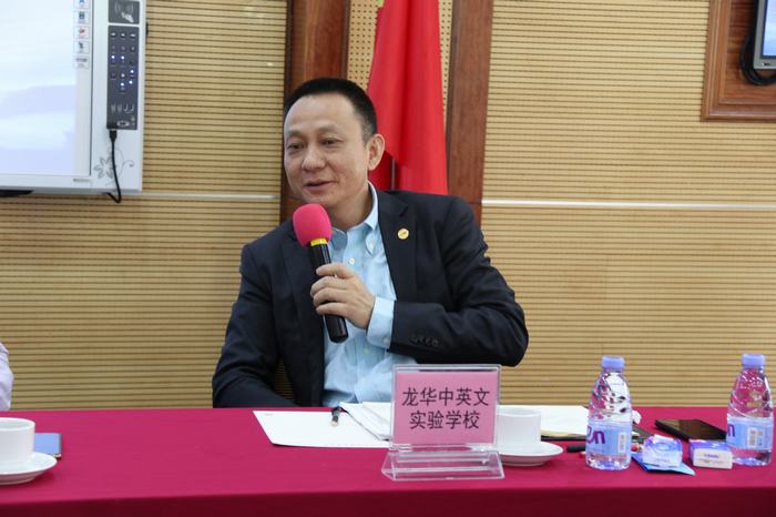 ������������ı��������������У��ѧ�˶�������������������������ע