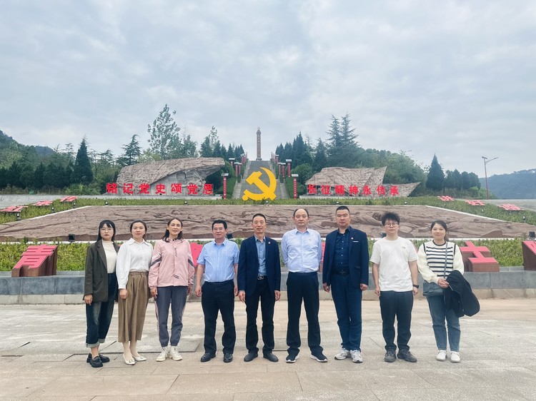 ��Ա�������| ���߳���·����������BOB����ѧУ��֧����չ��ɫ֮����������˶�