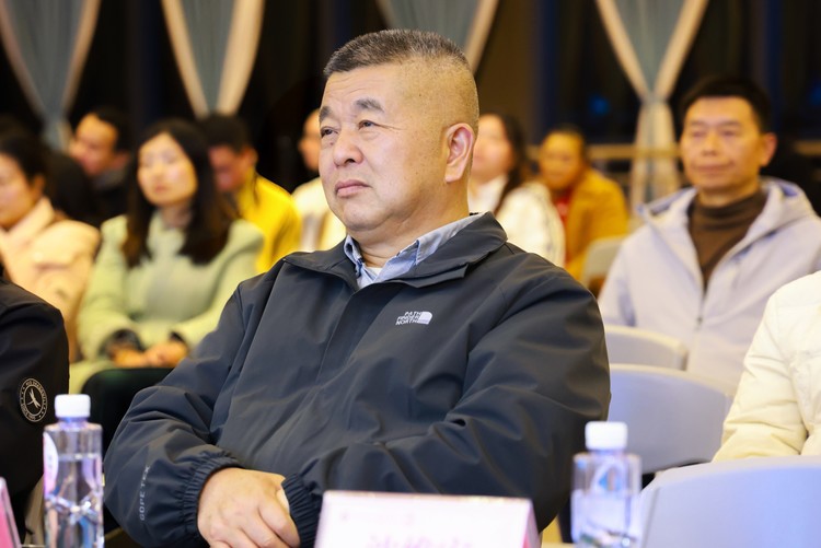 �����Ƴ���ղ����У���ⳡ����ʢ������������ϵ��������֮·